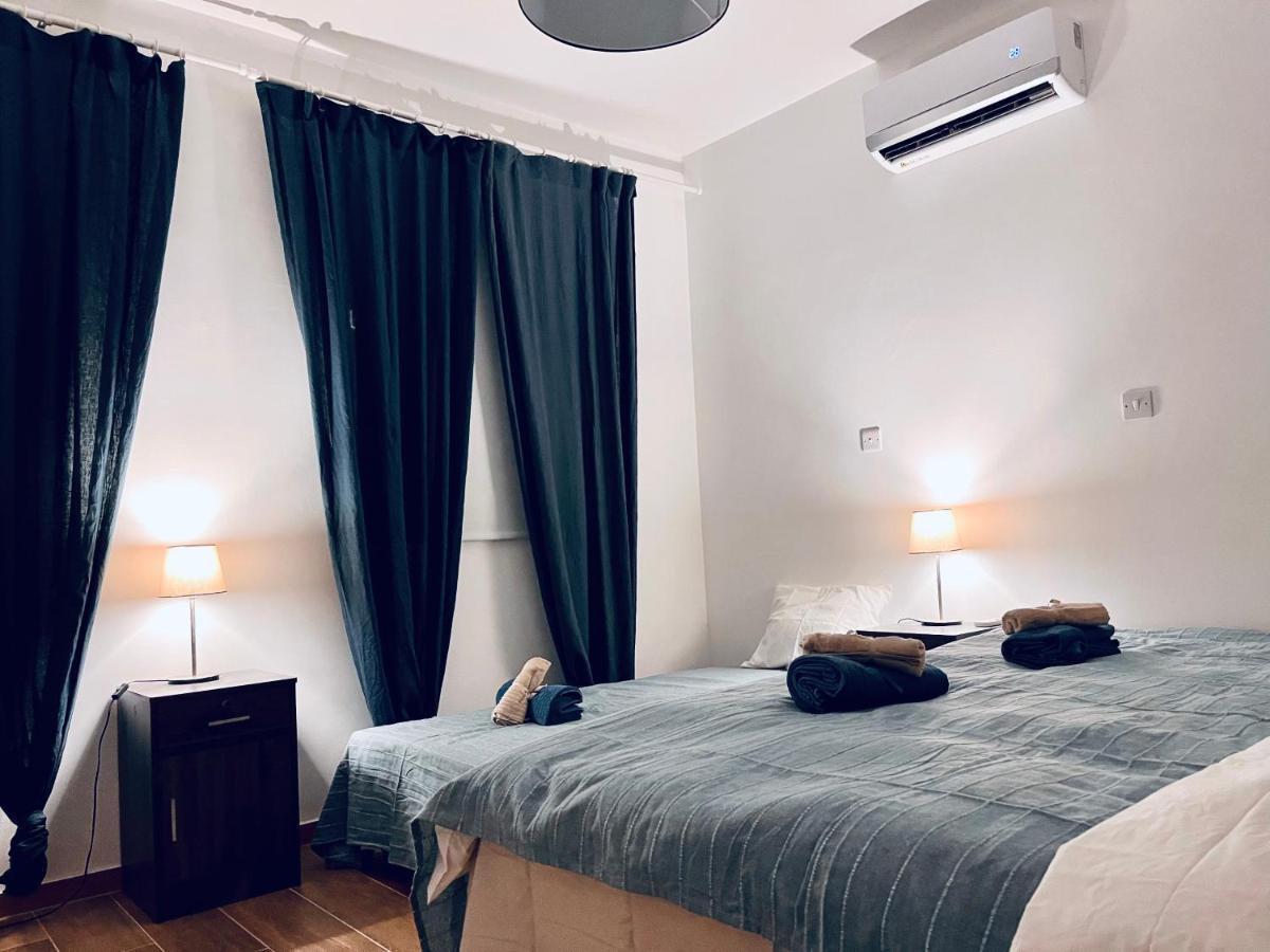 The Blue House Villa Larnaca Ngoại thất bức ảnh