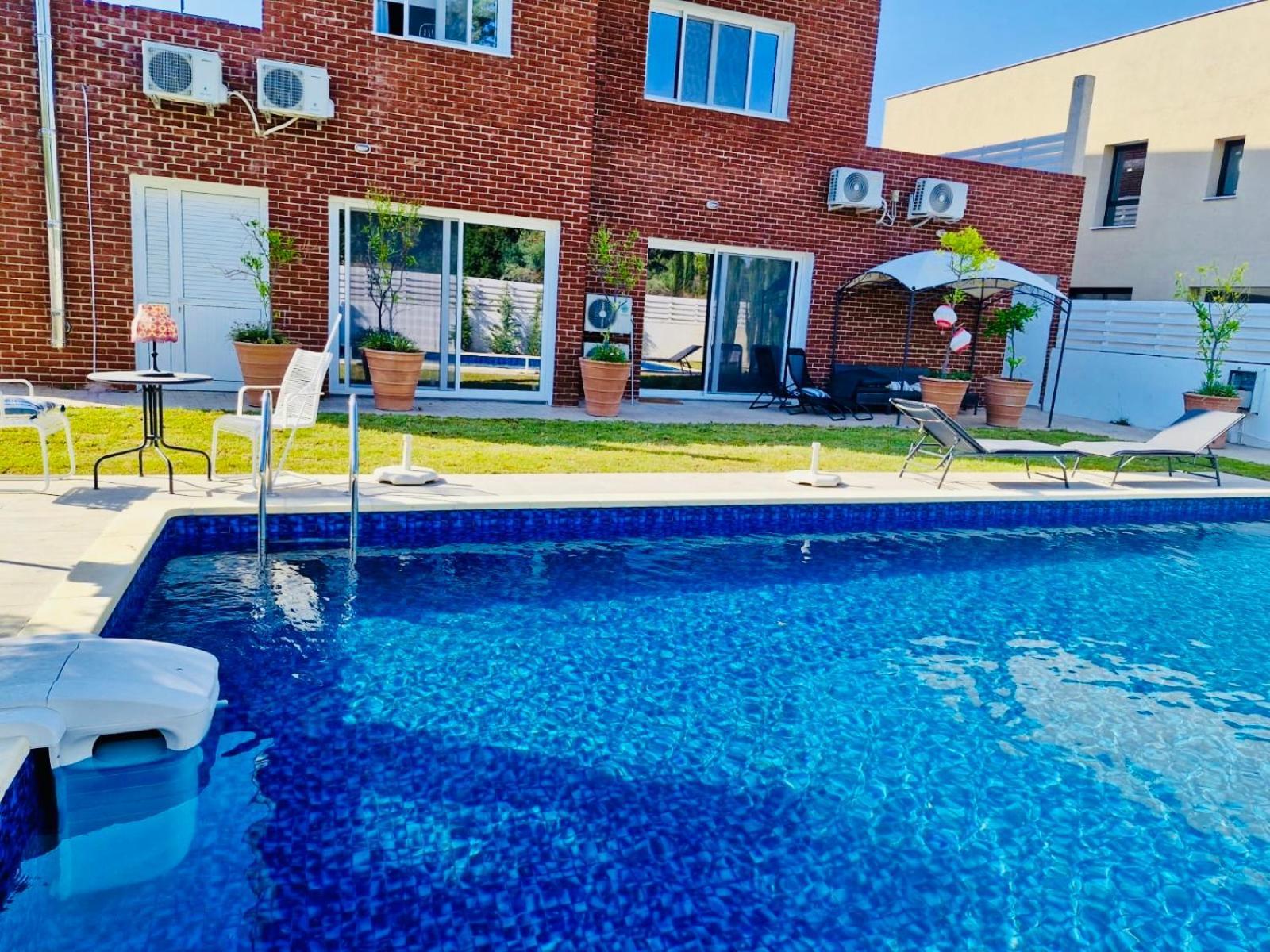 The Blue House Villa Larnaca Ngoại thất bức ảnh